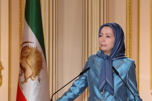 مریم رجوی : فراخوان به عموم هموطنان بویژه جوانان تهران والبرز برای اعتراض به حکم جنایتکارانه اعدام زندانی قیام محمد قبادلو و زندانی سیاسی فرهاد سلیمی